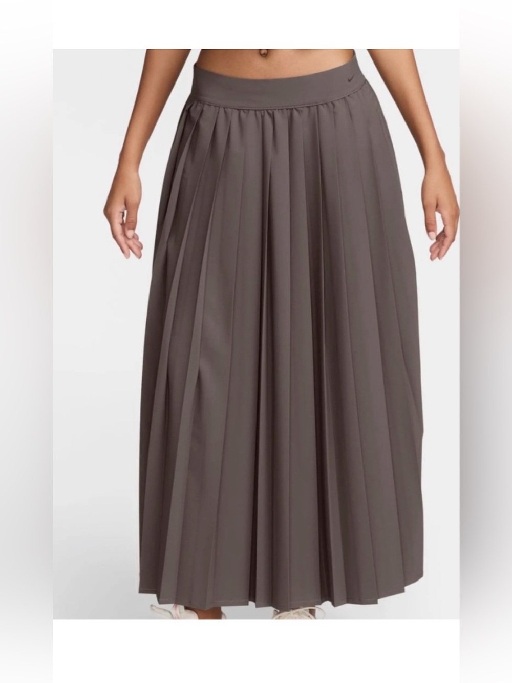 NWT Nike 24.7 PerfectStretch Women’s Dri Fit Pleated Skirt